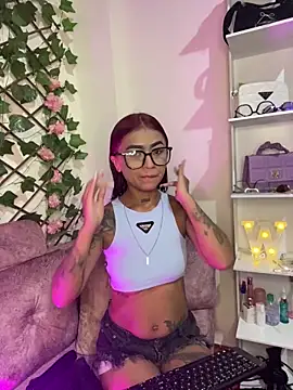Snapshot of Dirty_isabella18 chatting on June 8, 2026, 11:05 pm Dirty isabella18 online show from June 8, 2026, 11:05 pm