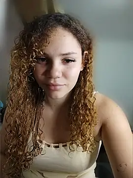 SirenRouge 69 online show from April 30, 2026, 7:54 pm