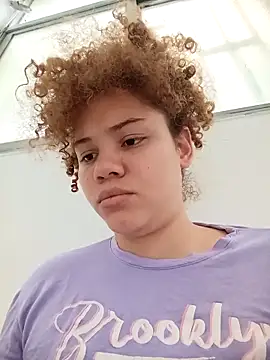 Snapshot of SirenRouge_69 chatting on October 23, 2025, 8:07 pm SirenRouge 69 online show from October 23, 2025, 8:07 pm