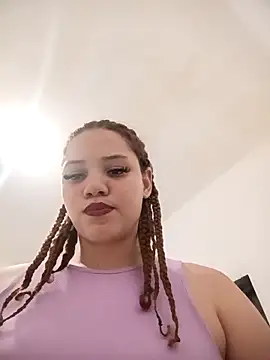 Snapshot of SirenRouge_69 chatting on November 6, 2025, 12:03 am SirenRouge 69 online show from November 6, 2025, 12:03 am