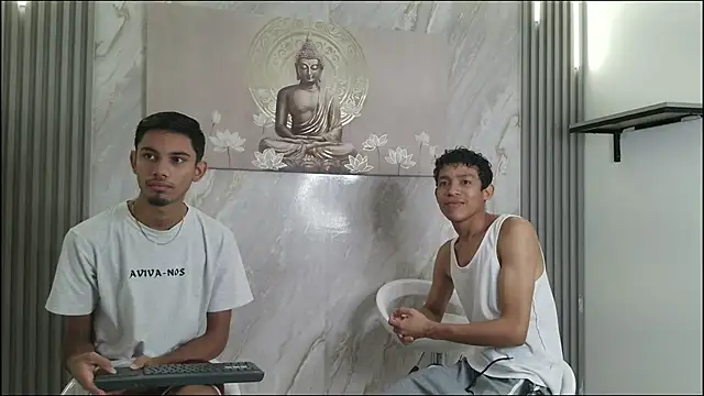 Snapshot of BEAUTY_BOYS1 chatting on March 30, 2026, 1:45 pm BEAUTY BOYS1 online show from March 30, 2026, 1:45 pm