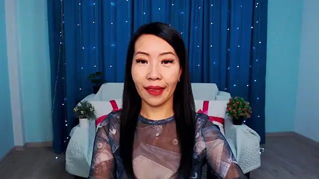 LiaPak online show from November 10, 2025, 12:59 am