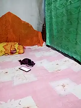 Snapshot of Mistompa24 chatting on October 25, 2025, 4:29 pm Mistompa24 online show from October 25, 2025, 4:29 pm