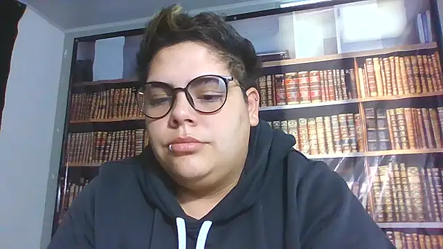 Hailey Curvy online show from November 10, 2025, 12:32 pm