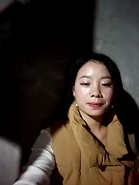 milo123-xx online show from November 1, 2025, 1:38 pm