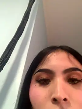 Snapshot of Baby_girl6969 chatting on November 16, 2025, 7:35 am Baby girl6969 online show from November 16, 2025, 7:35 am