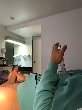 DanBfl online show from November 11, 2025, 4:24 pm