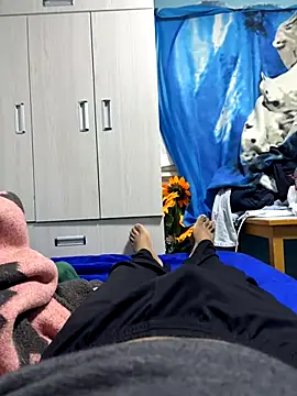 Snapshot of Angel_dex chatting on December 16, 2025, 11:03 am Angel dex online show from December 16, 2025, 11:03 am