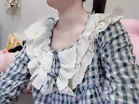 Snapshot of Stella-869 chatting on October 22, 2025, 10:36 am Stella-869 online show from October 22, 2025, 10:36 am
