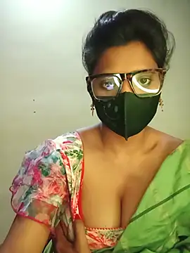 Snapshot of Mohini_Josh069 chatting on July 3, 2026, 12:28 am Mohini Josh069 online show from July 3, 2026, 12:28 am