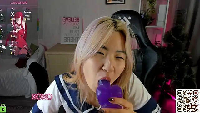 Snapshot of Aisi_18 chatting on December 16, 2025, 1:43 am Aisi 18 online show from December 16, 2025, 1:43 am