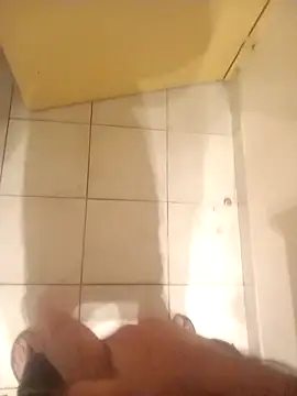 Snapshot of whatYwantMorrre chatting on November 8, 2025, 9:46 am whatYwantMorrre online show from November 8, 2025, 9:46 am