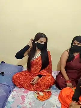 Snapshot of Hot_modal chatting on October 18, 2025, 5:15 pm Hot modal online show from October 18, 2025, 5:15 pm