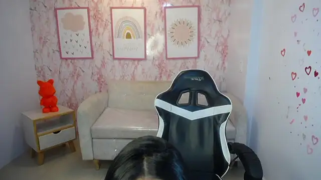 Kylie ch1 online show from October 25, 2025, 3:38 am