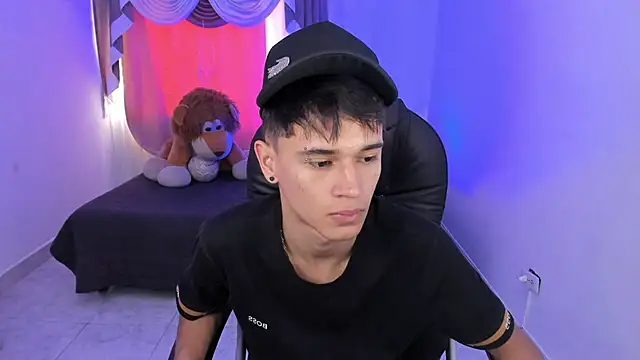 Aron Boyy online show from March 3, 2026, 8:05 pm