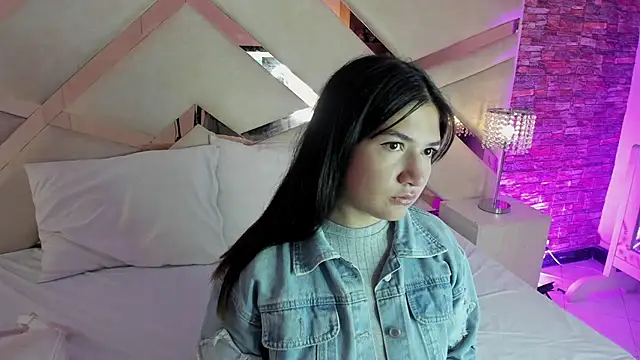 Snapshot of Valery_Brand chatting on October 27, 2025, 11:55 am Valery Brand online show from October 27, 2025, 11:55 am