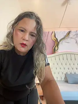 Snapshot of Lucy_Milf_474 chatting on June 15, 2026, 12:05 pm Lucy Milf 474 online show from June 15, 2026, 12:05 pm