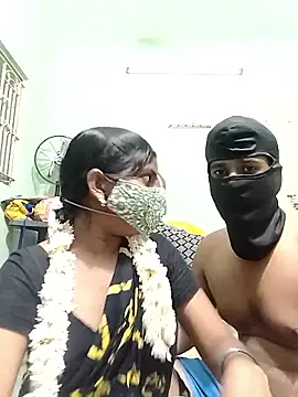 crazcy-couples online show from September 10, 2025, 4:17 pm