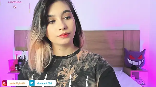 Akatsumi  online show from November 23, 2025, 12:53 am