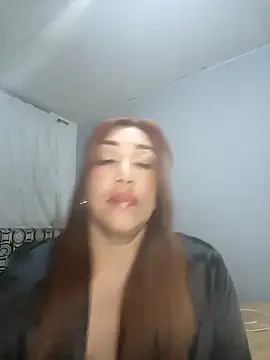 yara massu online show from September 24, 2025, 2:51 am