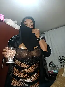 yara massu online show from September 16, 2025, 2:45 am