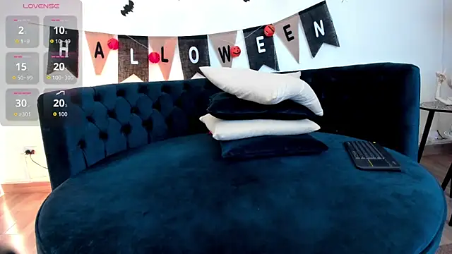 Snapshot of alissonbronw____ chatting on October 21, 2025, 8:30 pm alissonbronw online show from October 21, 2025, 8:30 pm