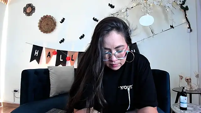 Snapshot of alissonbronw____ chatting on October 15, 2025, 8:06 pm alissonbronw online show from October 15, 2025, 8:06 pm