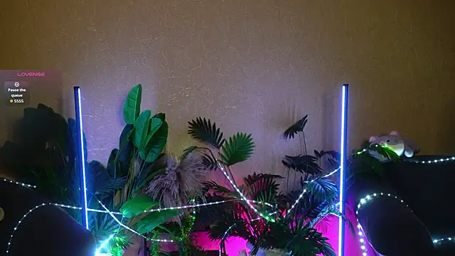 Snapshot of AnitaVon chatting on October 15, 2025, 3:49 am AnitaVon online show from October 15, 2025, 3:49 am