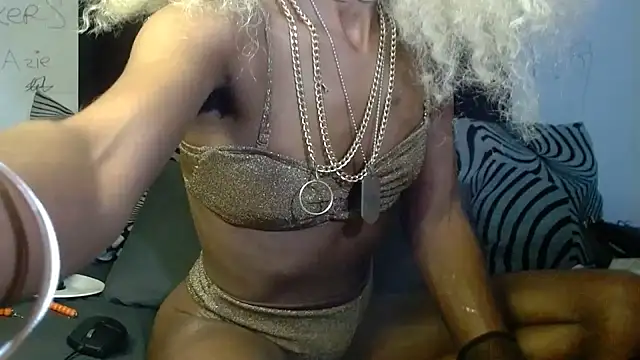 QueenpatieX online show from March 6, 2026, 7:31 pm