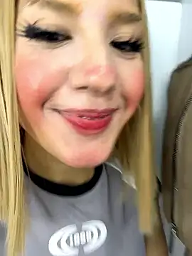 Snapshot of SweetBunnyGF chatting on January 14, 2026, 11:08 pm SweetBunnyGF online show from January 14, 2026, 11:08 pm