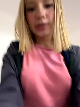 Snapshot of SweetBunnyGF chatting on November 21, 2025, 11:26 pm SweetBunnyGF online show from November 21, 2025, 11:26 pm