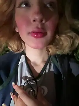SweetBunnyGF online show from May 13, 2026, 12:17 am