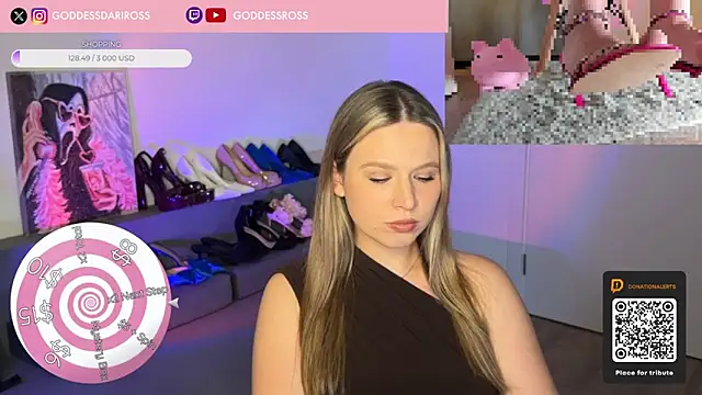 Snapshot of GoddessRoss chatting on November 27, 2025, 7:25 pm GoddessRoss online show from November 27, 2025, 7:25 pm