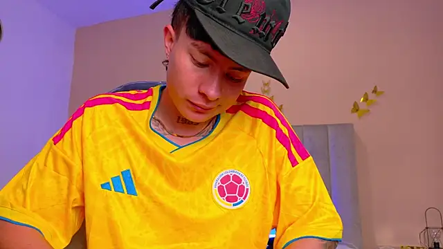 Snapshot of Nascary_Fox chatting on July 3, 2026, 11:50 am Nascary Fox online show from July 3, 2026, 11:50 am
