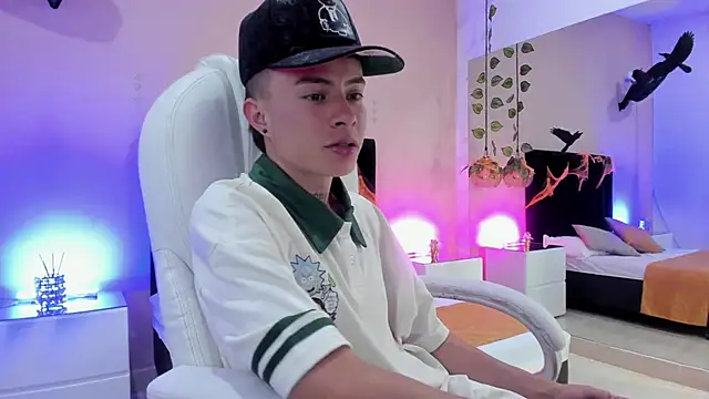 Nascary Fox online show from October 11, 2025, 8:21 pm