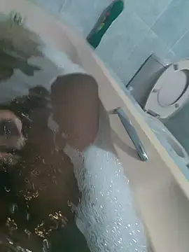 Snapshot of Matinyelamadoda chatting on November 26, 2025, 5:35 pm Matinyelamadoda online show from November 26, 2025, 5:35 pm