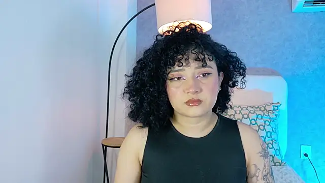 Tracielowe w online show from October 7, 2025, 3:29 am