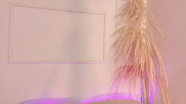 Snapshot of CathMellow chatting on October 29, 2025, 7:46 pm CathMellow online show from October 29, 2025, 7:46 pm