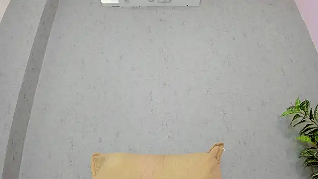 Snapshot of scarlett646 chatting on December 2, 2025, 3:19 am scarlett646 online show from December 2, 2025, 3:19 am