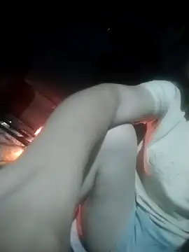   min20   online show from September 18, 2025, 10:57 pm