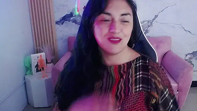 Snapshot of tamara_ch1 chatting on October 19, 2025, 3:20 am tamara ch1 online show from October 19, 2025, 3:20 am