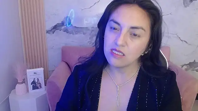 Snapshot of tamara_ch1 chatting on November 19, 2025, 3:39 am tamara ch1 online show from November 19, 2025, 3:39 am