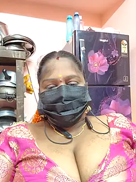 bakyasree143 online show from September 19, 2025, 4:33 pm