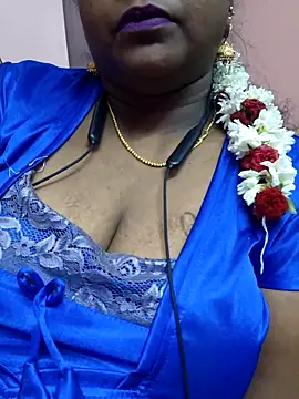 bakyasree143 online show from September 15, 2025, 3:56 pm