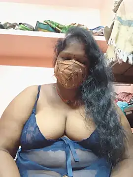 bakyasree143 online show from June 17, 2026, 9:03 pm