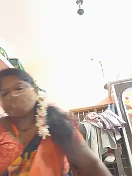 bakyasree143 online show from June 12, 2026, 10:07 pm