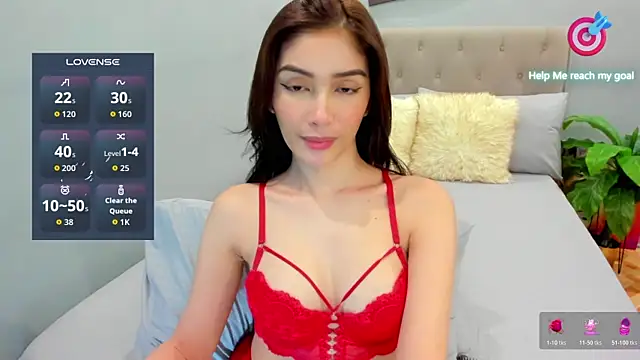 OpheliaMia online show from April 27, 2026, 11:41 am