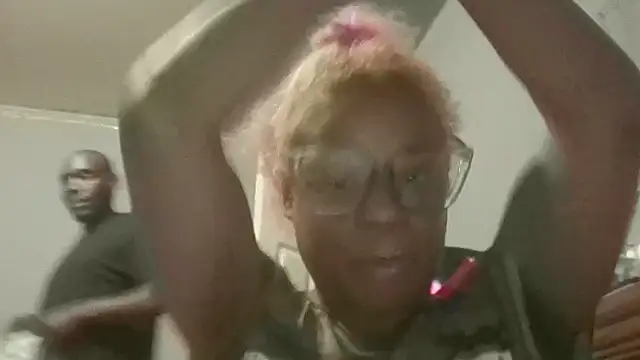 Snapshot of Tishrella6 chatting on February 14, 2026, 8:03 am Tishrella6 online show from February 14, 2026, 8:03 am