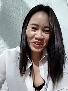 Snapshot of Singlemom69x chatting on October 30, 2025, 1:42 pm Singlemom69x online show from October 30, 2025, 1:42 pm