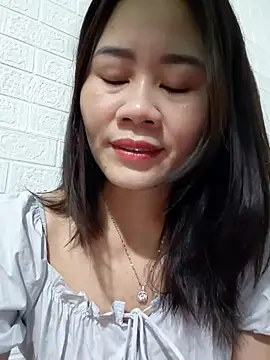 Snapshot of Singlemom69x chatting on November 5, 2025, 2:03 am Singlemom69x online show from November 5, 2025, 2:03 am